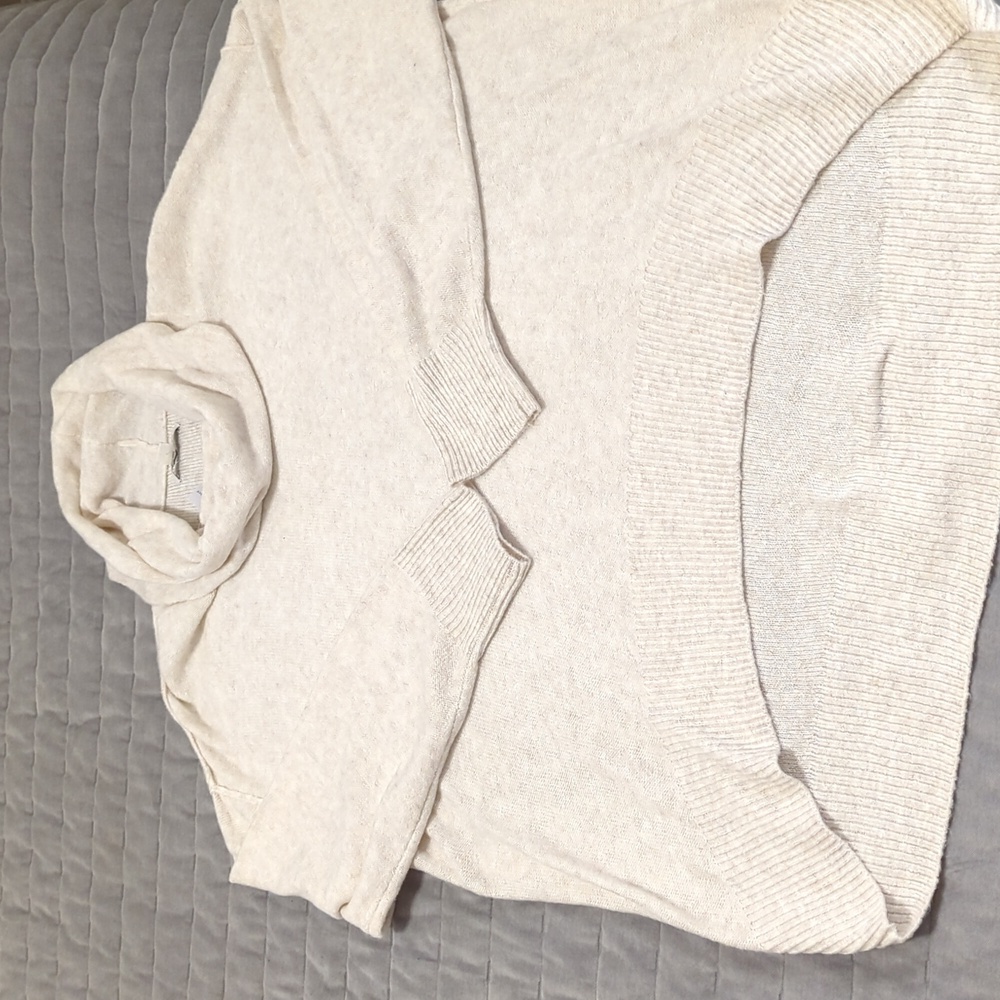 American Eagle Cowl neck Sweater